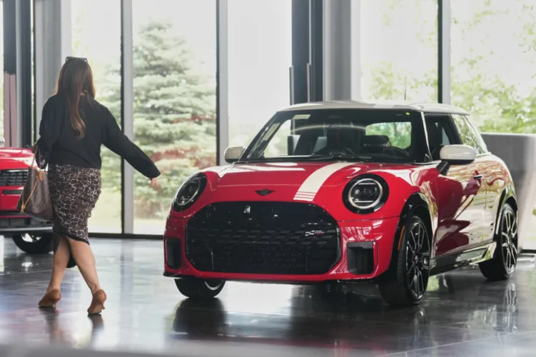 Stretch  your new  car buying  dollars